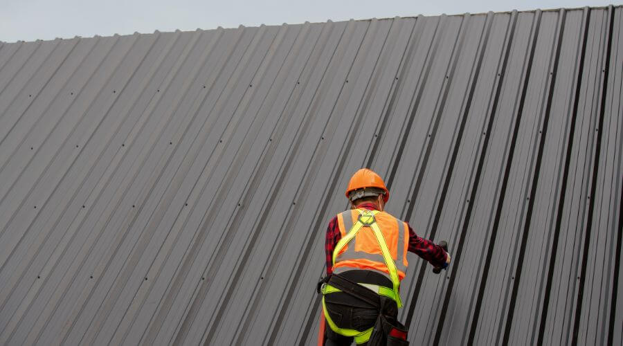 Expert Emergency Roof Repairs services in Greenwood, MS