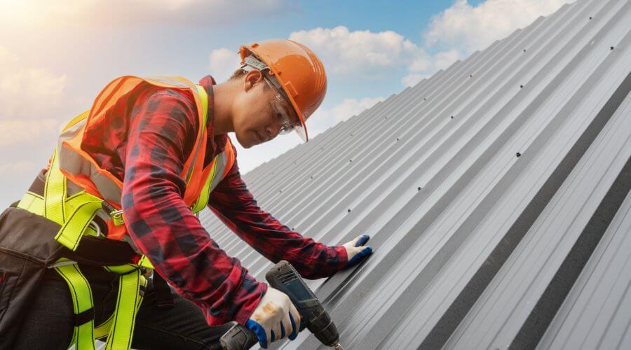 Professional Emergency Roof Repairs services in Greenwood, MS